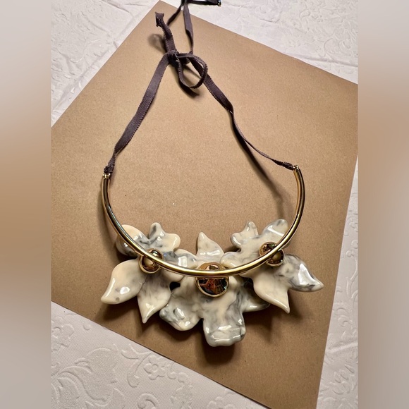 BaubleBar Floral Necklace with Gold and Cream Accents - Picture 5 of 9